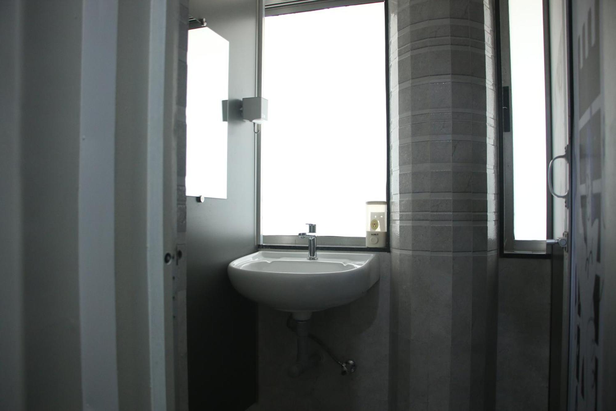 Fostel- The Fort Hostel 孟买 外观 照片